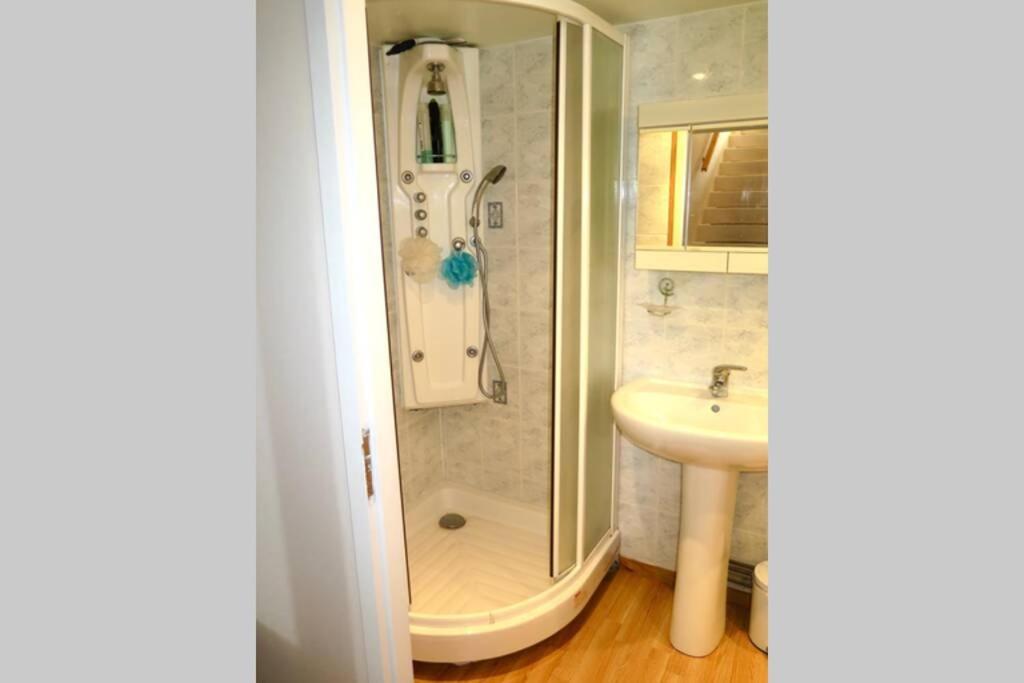 Les Petits Self Contained 2 Bedroom Apartment Molieres (Dordogne) Екстер'єр фото